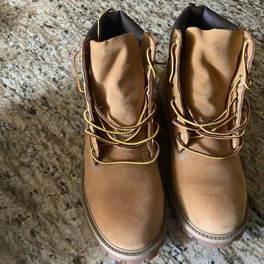 Timberland boot - Picture 1 of 3